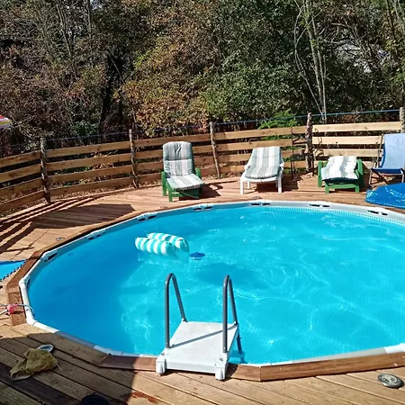 Maison Rustique Pres De Avec Piscine
