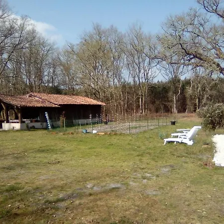 Maison Rustique Pres De Avec Piscine Prázdninový dům *